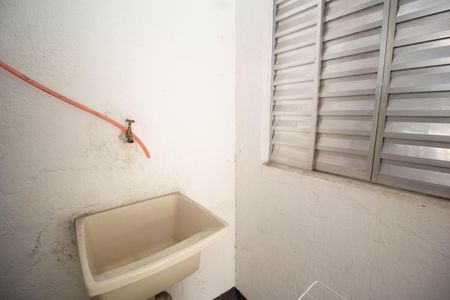 Casa para alugar com 45m², 1 quarto e sem vagaÁrea de Serviço