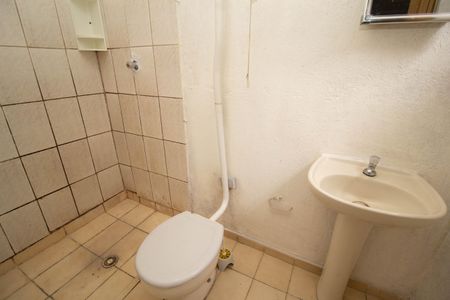 Casa para alugar com 45m², 1 quarto e sem vagaBanheiro