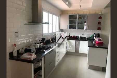Casa à venda com 350m², 3 quartos e 10 vagas