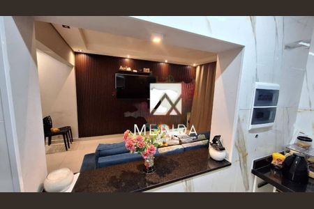Casa à venda com 2 quartos, 141m² em Vila Luzita, Santo André