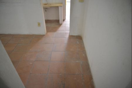 Sala de casa para alugar com 2 quartos, 48m² em Jardim do Estádio, Santo André