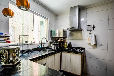 Apartamento à venda com 100m², 2 quartos e 1 vaga Apartamento à venda com 100m², 2 quartos e 1 vagaCozinha