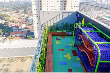 Apartamento à venda com 37m², 1 quarto e sem vaga Apartamento à venda com 37m², 1 quarto e sem vagaÁrea comum - Playground