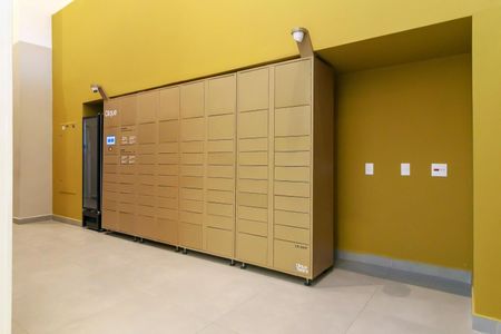 Apartamento à venda com 37m², 1 quarto e sem vaga Apartamento à venda com 37m², 1 quarto e sem vagaHall social