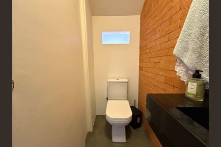 Casa de condomínio para alugar com 210m², 4 quartos e 3 vagas Casa de condomínio para alugar com 210m², 4 quartos e 3 vagasLavabo 2 - Área Gourmet