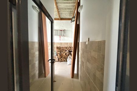 Casa de condomínio para alugar com 210m², 4 quartos e 3 vagas Casa de condomínio para alugar com 210m², 4 quartos e 3 vagasÁrea de Serviço