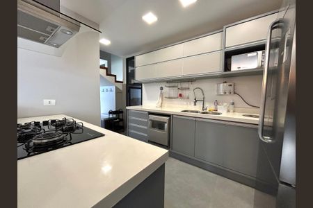 Casa de condomínio para alugar com 210m², 4 quartos e 3 vagas Casa de condomínio para alugar com 210m², 4 quartos e 3 vagasCozinha