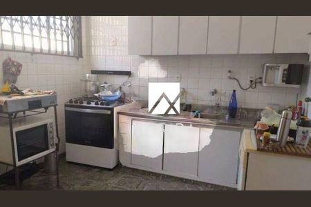 Casa à venda com 4 quartos, 306m² em Vila Alpina, Santo André