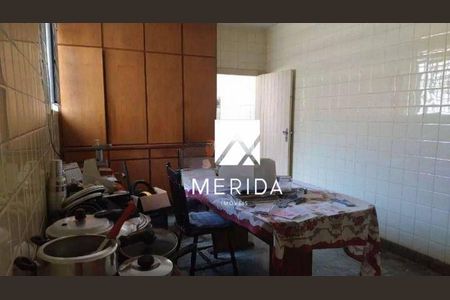 Casa à venda com 4 quartos, 306m² em Vila Alpina, Santo André