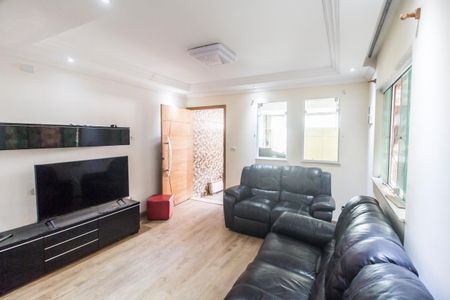 Casa para alugar com 370m², 2 quartos e 1 vagaSala 