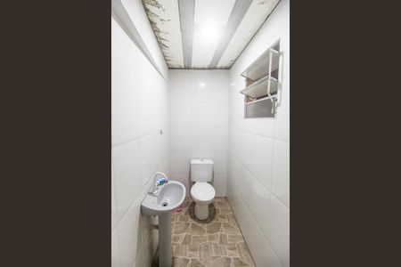 Casa para alugar com 370m², 2 quartos e 1 vagaBanheiro