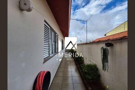 Casa à venda com 292m², 2 quartos e 6 vagas