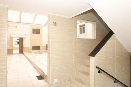 Apartamento para alugar com 53m², 2 quartos e 1 vagaÁrea comum - Saguão do prédio