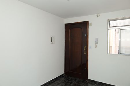 Sala de apartamento para alugar com 2 quartos, 53m² em Conjunto Residencial José Bonifácio, São Paulo