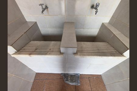 Casa para alugar com 130m², 2 quartos e 1 vagaÁrea de Serviço