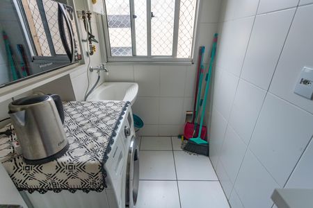 Apartamento à venda com 44m², 2 quartos e 1 vaga Apartamento à venda com 44m², 2 quartos e 1 vagaÁrea de serviço