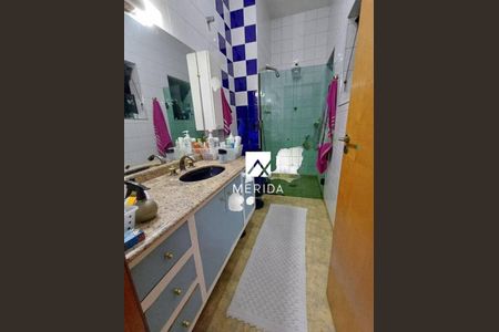 Casa à venda com 305m², 3 quartos e 6 vagas