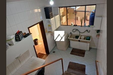 Casa à venda com 3 quartos, 305m² em Parque das Nações, Santo André