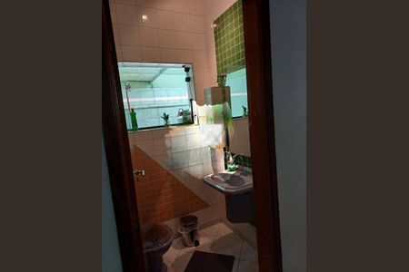 Casa à venda com 3 quartos, 305m² em Parque das Nações, Santo André