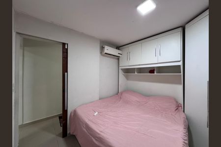 Quarto de apartamento para alugar com 1 quarto, 60m² em Recreio dos Bandeirantes, Rio de Janeiro
