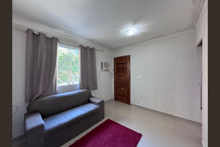 Sala de apartamento para alugar com 1 quarto, 60m² em Recreio dos Bandeirantes, Rio de Janeiro