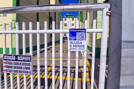 Apartamento para alugar com 48m², 2 quartos e 1 vagaFachada do Prédio com placa