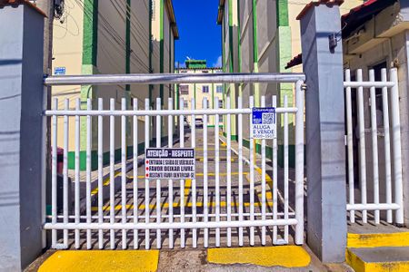 Apartamento para alugar com 48m², 2 quartos e 1 vagaFachada do Prédio com placa