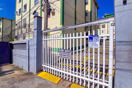 Apartamento para alugar com 48m², 2 quartos e 1 vagaFachada do Prédio com placa