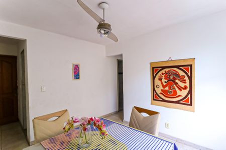 Sala de apartamento para alugar com 2 quartos, 48m² em Inhaúma, Rio de Janeiro