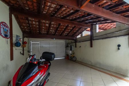Casa à venda com 120m², 3 quartos e 3 vagasGaragem