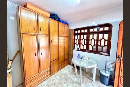 Casa à venda com 392m², 3 quartos e 7 vagas Casa à venda com 392m², 3 quartos e 7 vagasÁrea comum