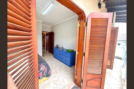 Casa à venda com 392m², 3 quartos e 7 vagas Casa à venda com 392m², 3 quartos e 7 vagasVaranda do quarto 2