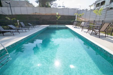 Apartamento para alugar com 45m², 2 quartos e 1 vagaÁrea Comum - Piscinas