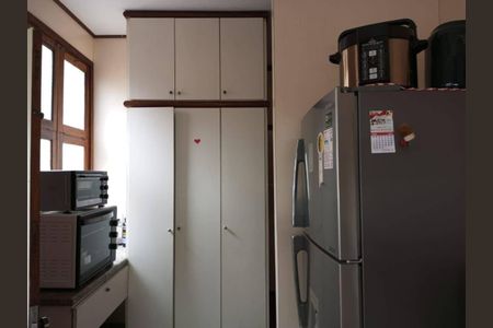 Casa à venda com 301m², 4 quartos e 4 vagas