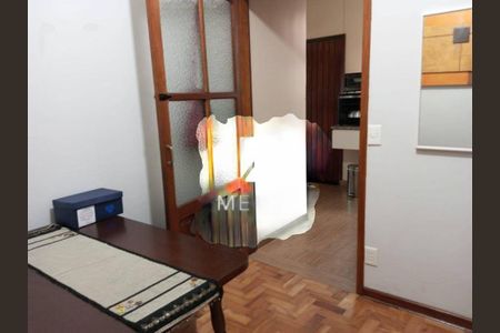 Casa à venda com 301m², 4 quartos e 4 vagas