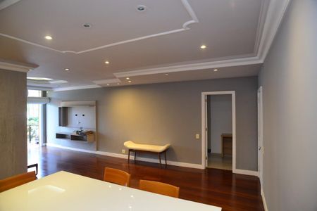 Apartamento à venda com 144m², 3 quartos e 2 vagasSala