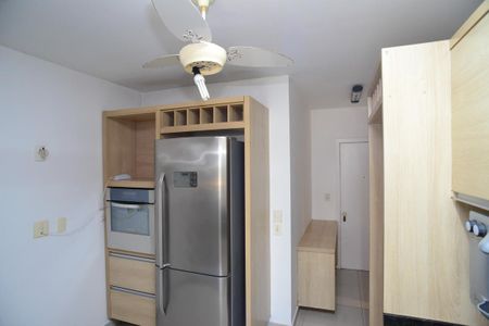 Apartamento à venda com 144m², 3 quartos e 2 vagasCozinha