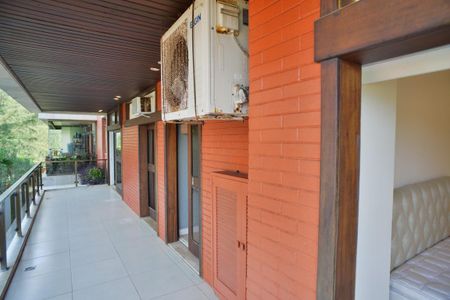 Apartamento à venda com 144m², 3 quartos e 2 vagasVaranda