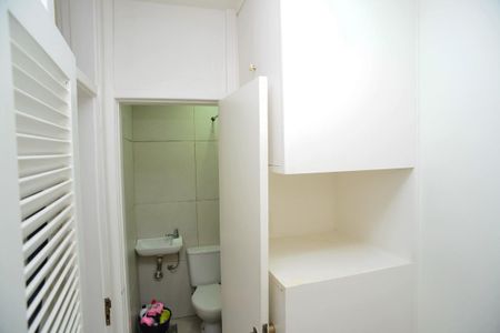 Apartamento à venda com 144m², 3 quartos e 2 vagasQuarto de Serviço