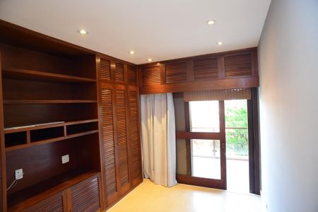 Apartamento à venda com 144m², 3 quartos e 2 vagasQuarto 2