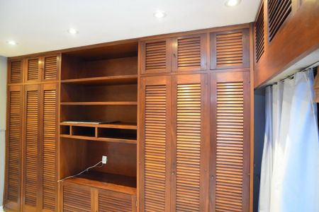 Apartamento à venda com 144m², 3 quartos e 2 vagasQuarto 2