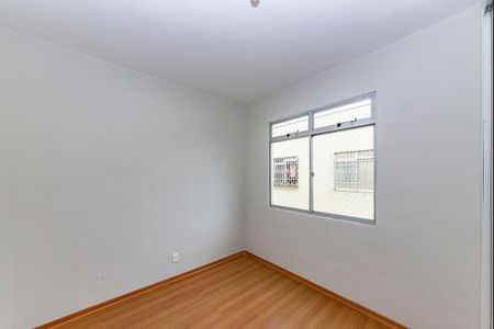 Apartamento à venda com 81m², 3 quartos e 1 vaga Apartamento à venda com 81m², 3 quartos e 1 vagaQuarto 1