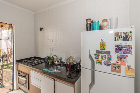 Casa de condomínio para alugar com 83m², 2 quartos e 2 vagasCozinha 