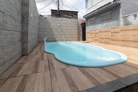 Casa para alugar com 450m², 4 quartos e 10 vagasÁrea Externa - Piscina