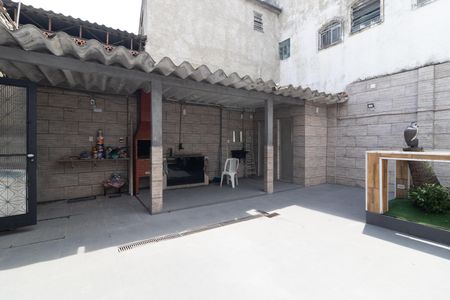 Casa para alugar com 450m², 4 quartos e 10 vagasÁrea de Serviço