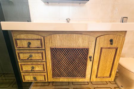 Casa para alugar com 220m², 3 quartos e 3 vagasBanheiro da Suíte