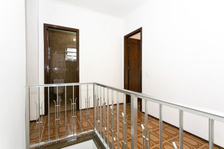 Casa para alugar com 220m², 3 quartos e 3 vagasCorredor