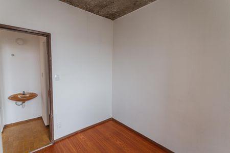 Quarto de apartamento à venda com 1 quarto, 40m² em Colégio Batista, Belo Horizonte