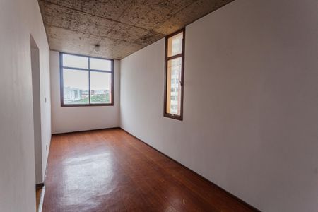 Sala de apartamento à venda com 1 quarto, 40m² em Colégio Batista, Belo Horizonte