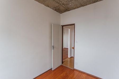Quarto de apartamento à venda com 1 quarto, 40m² em Colégio Batista, Belo Horizonte
